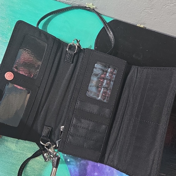 Wallet - Picture 2 of 2